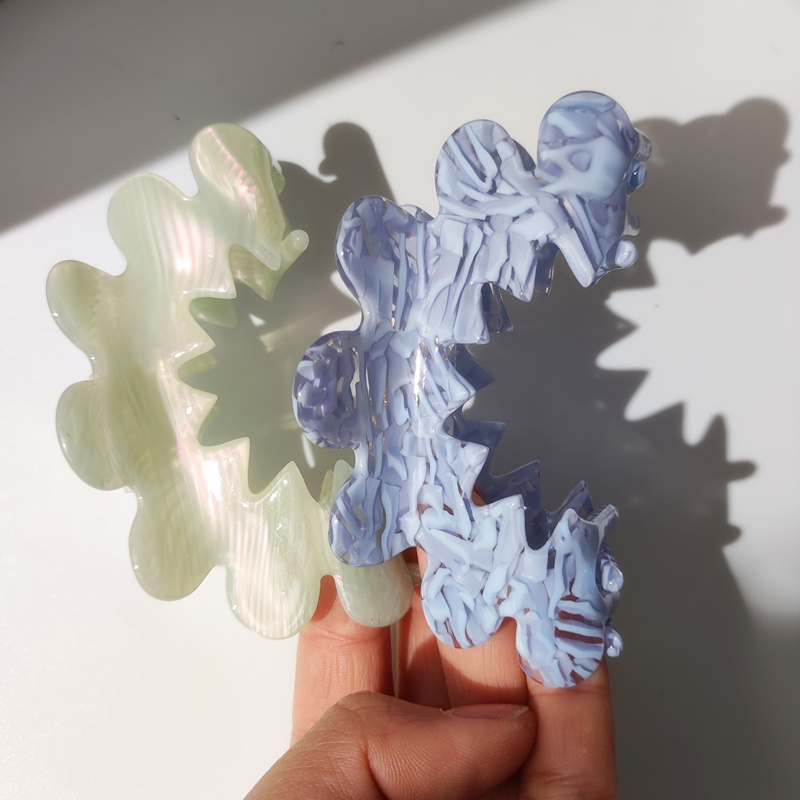 Travel Accessories For Girls - Hangzhi-女性と女の子のための幾何学的なヘアクリップ,トレンディなヘアアクセサリー,色とりどりのサメの髪,2022