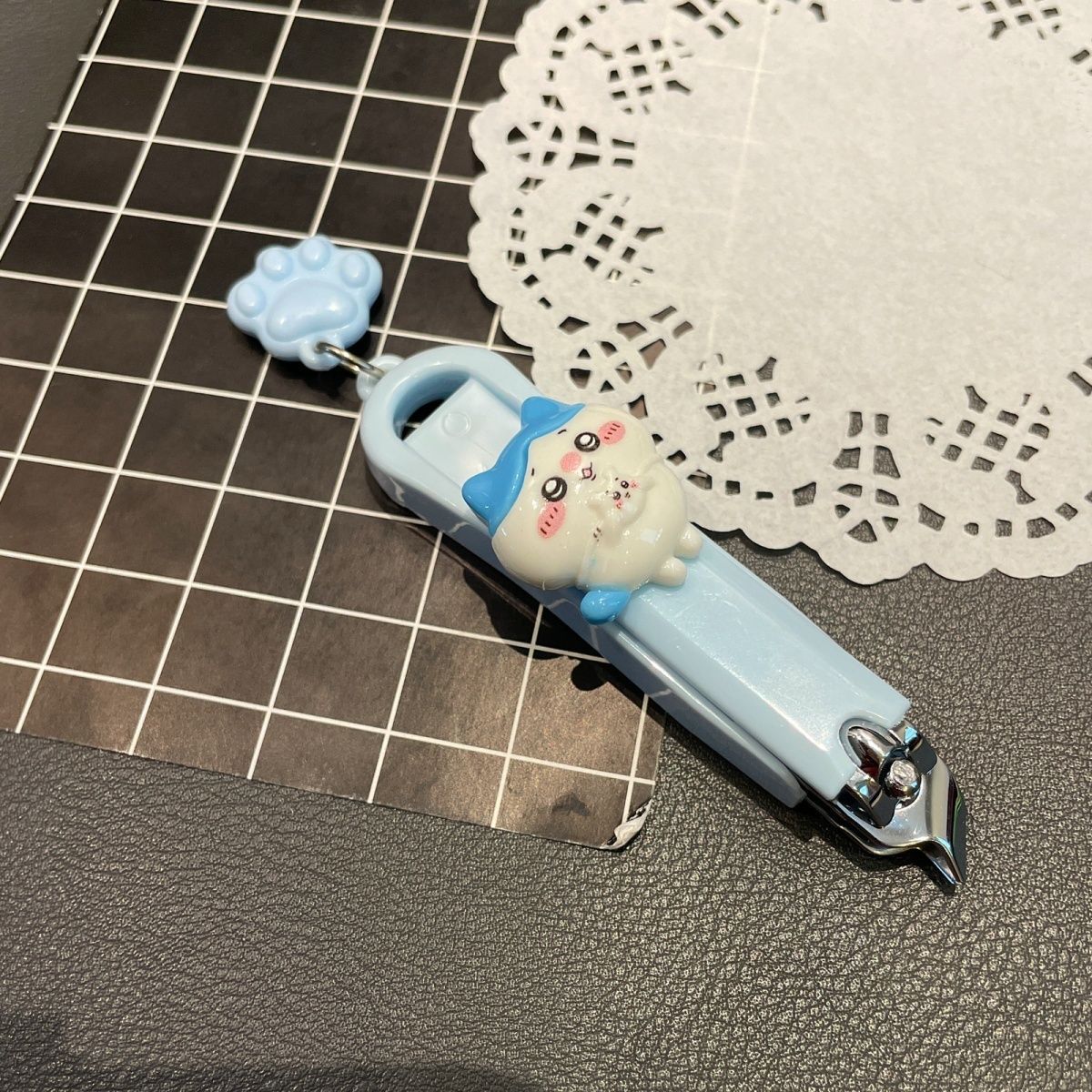 かわいいちいかわネイルクリッパー キュートな漫画ハチワレデザ - Travel Accessories With Kids のレビューと価格