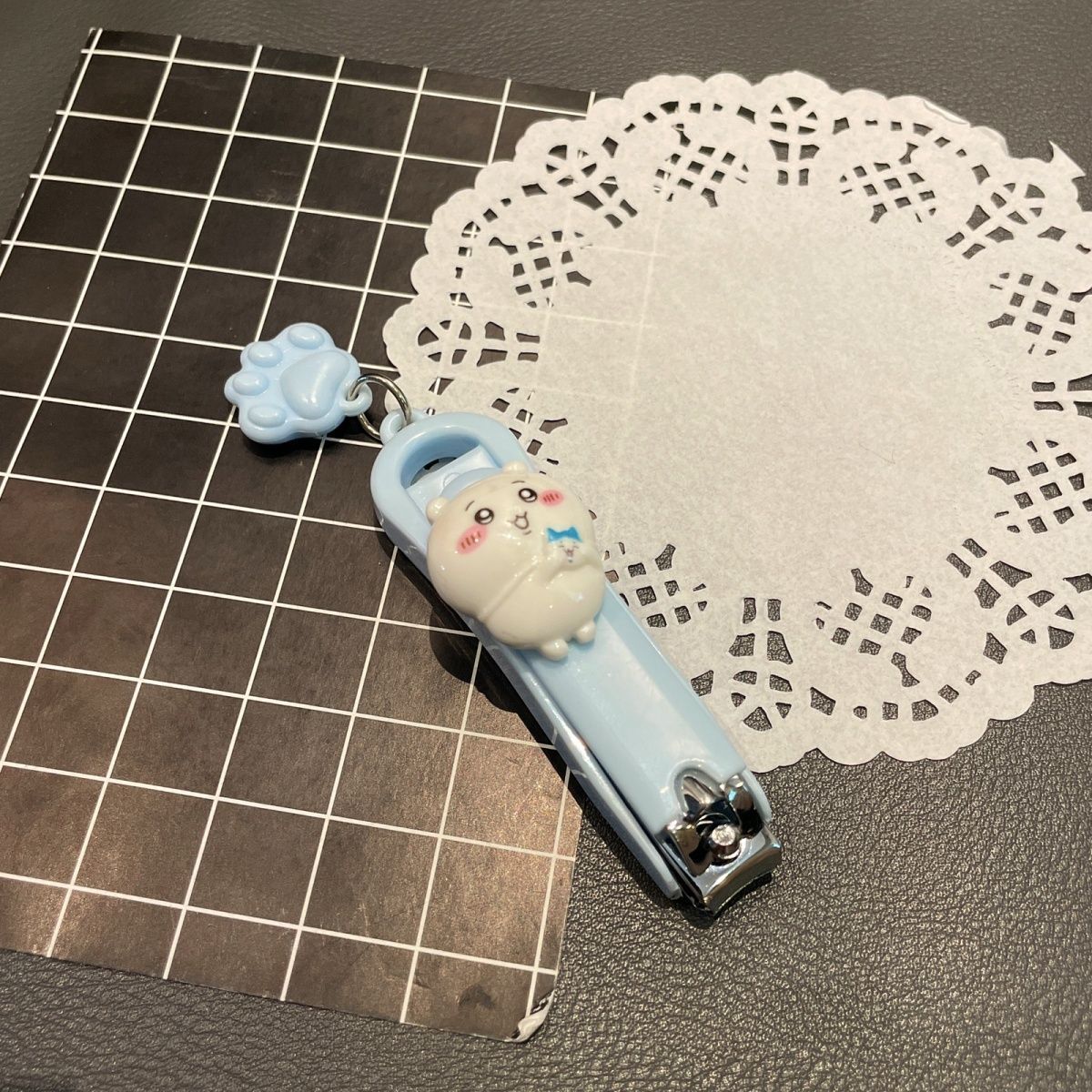 かわいいちいかわネイルクリッパー キュートな漫画ハチワレデザ - Travel Accessories With Kids のレビューと価格