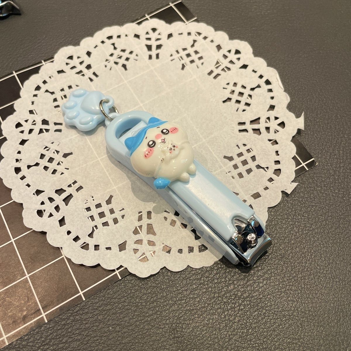 かわいいちいかわネイルクリッパー キュートな漫画ハチワレデザ - Travel Accessories With Kids のレビューと価格
