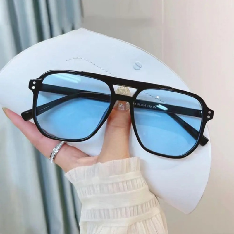 スクエアフレームサングラス、UVカット、旅行用アクセサリー、 - Travel Accessories Unisex のレビューと価格